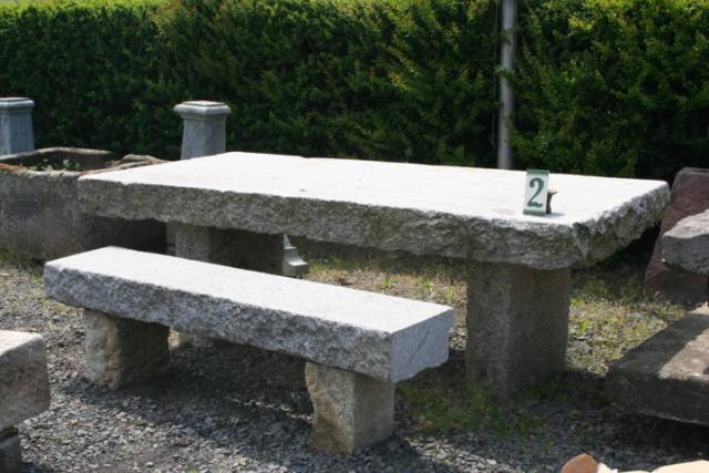Granit-Tisch 2