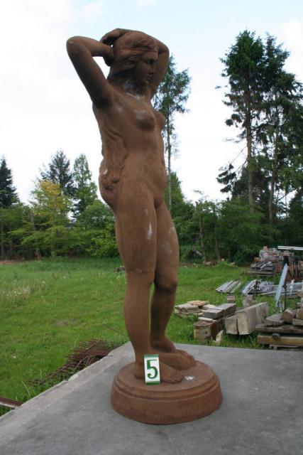 Eisenfigur weiblich 5